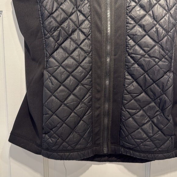 Athleta vest - Picture 4 of 7